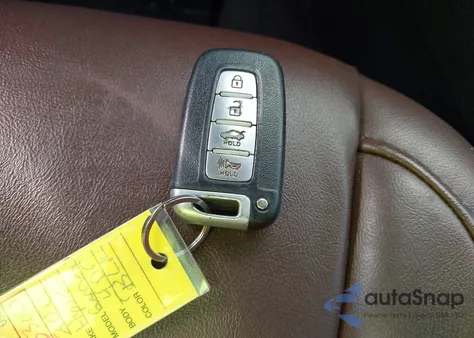 2011 Hyundai Genesis 4.6 from USA, damaged, VIN KMHGC4DFXBU123470